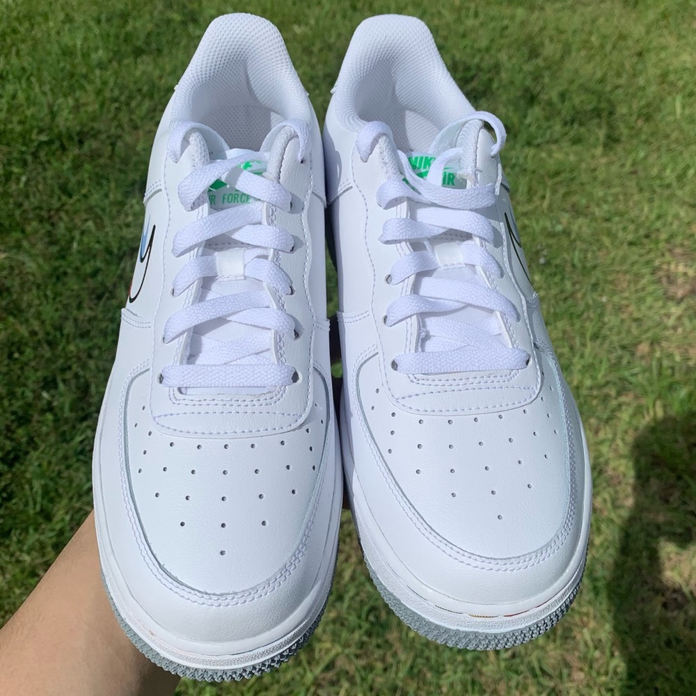 NEW NIKE AIR FORCE 1 LOW MULTI SWOOSH - Picture 2 of 3